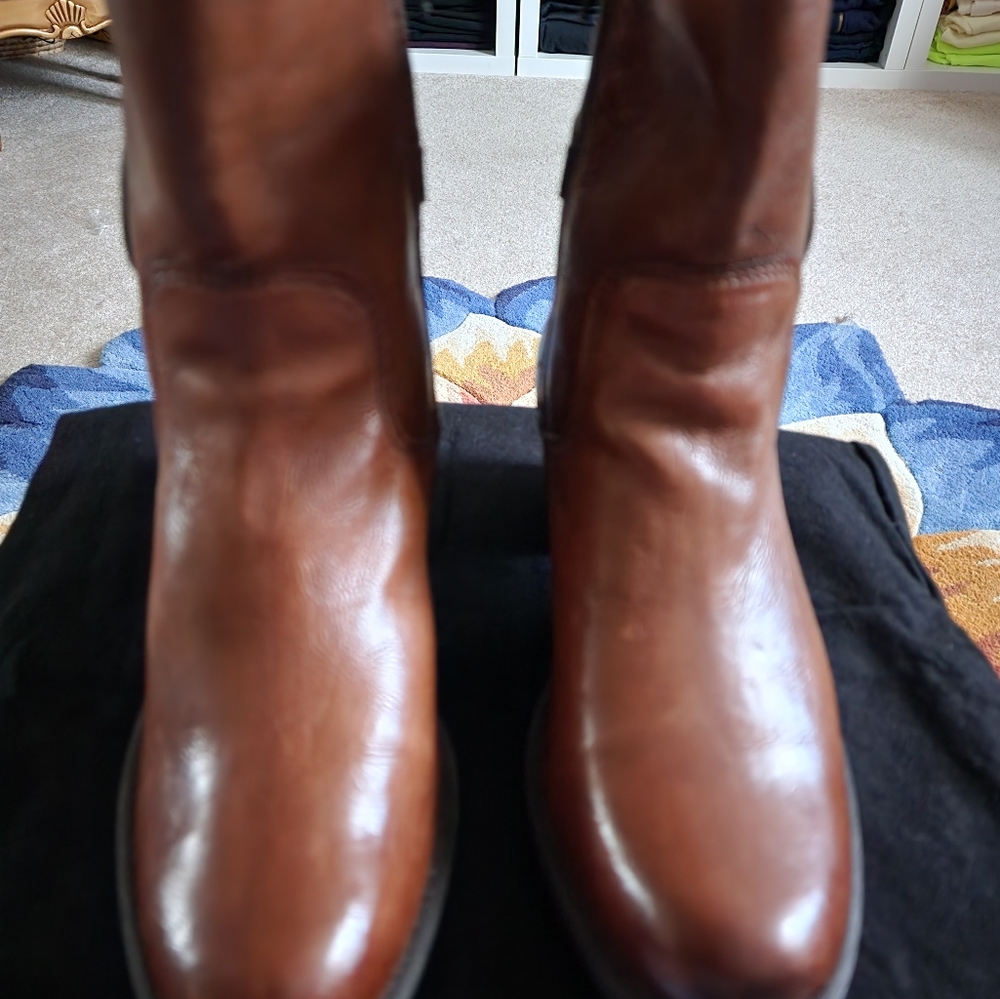 Womens Clark's Ankel Boot